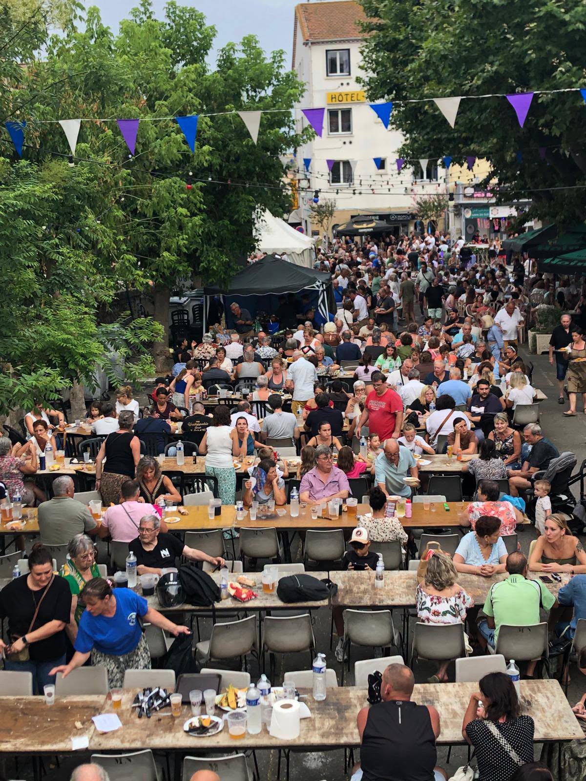 Repas et soirée No Name — 12 juillet